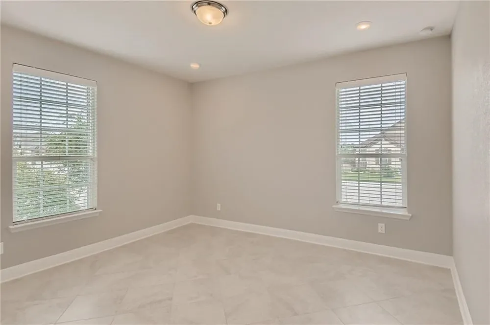 303 White River Drive Georgetown, TX 78626
