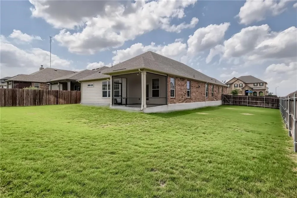 303 White River Drive Georgetown, TX 78626