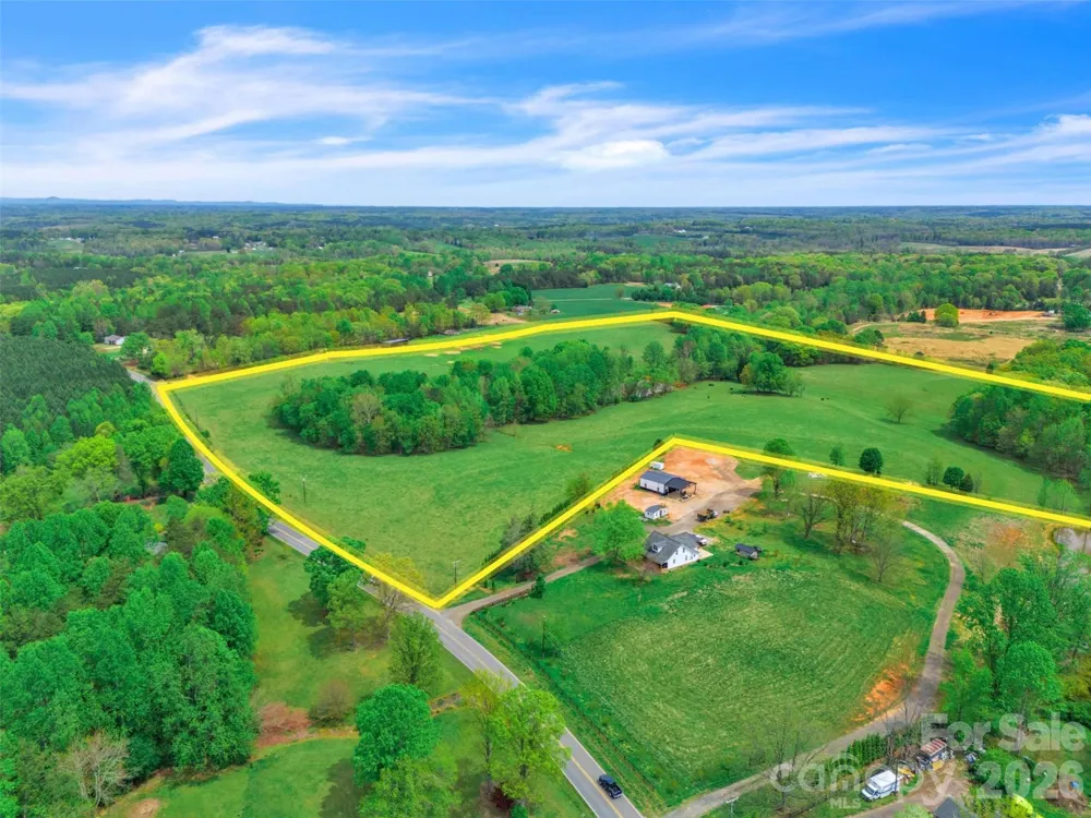 1376 Lowrance Road Catawba, NC 28609