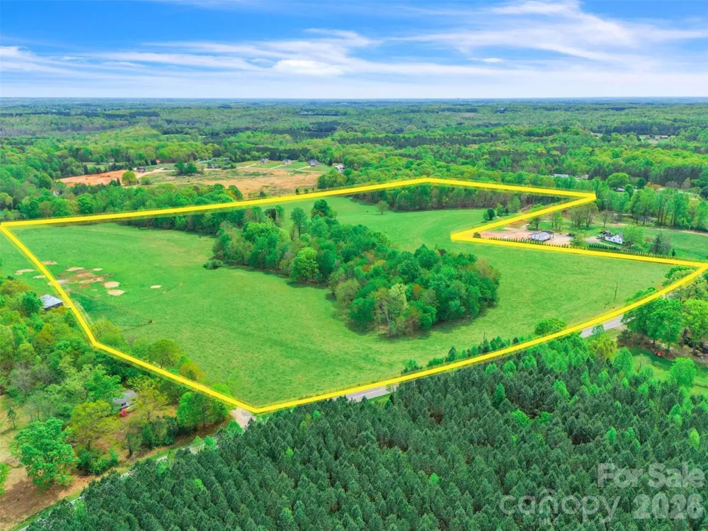 1376 Lowrance Road Catawba, NC 28609