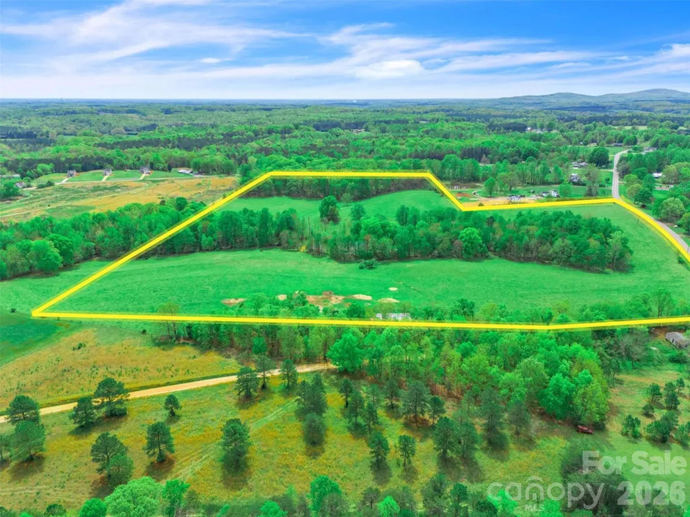 1376 Lowrance Road Catawba, NC 28609