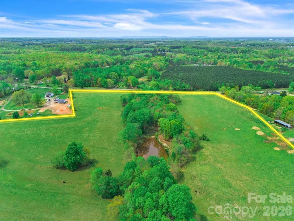 1376 Lowrance Road Catawba, NC 28609