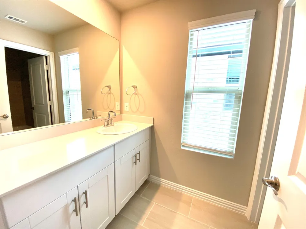 4127 Stockyard Station Lane Sachse, TX 75048