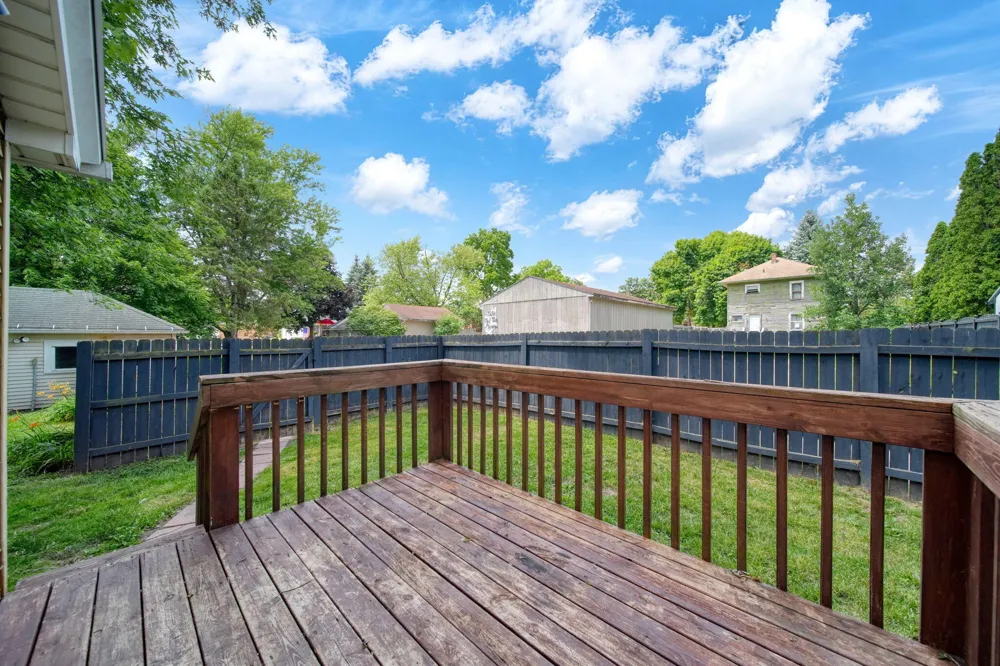 228 Thompson Street Jackson City, MI 49202