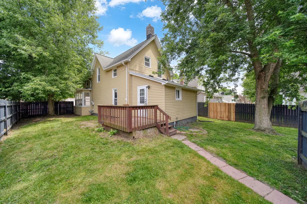 228 Thompson Street Jackson City, MI 49202