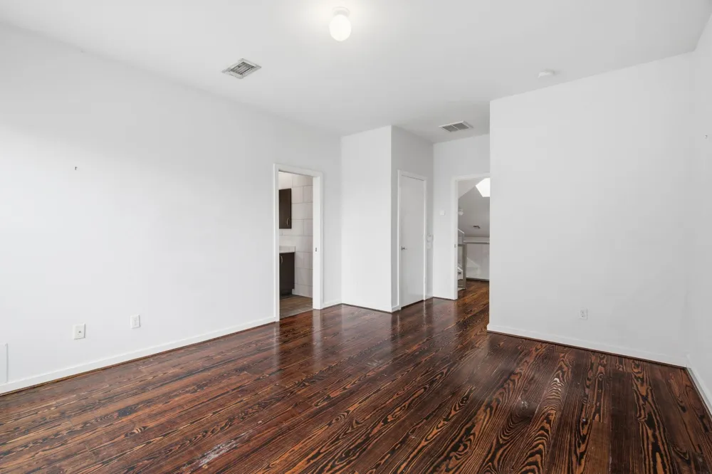 2934 Commerce Street Houston, TX 77003