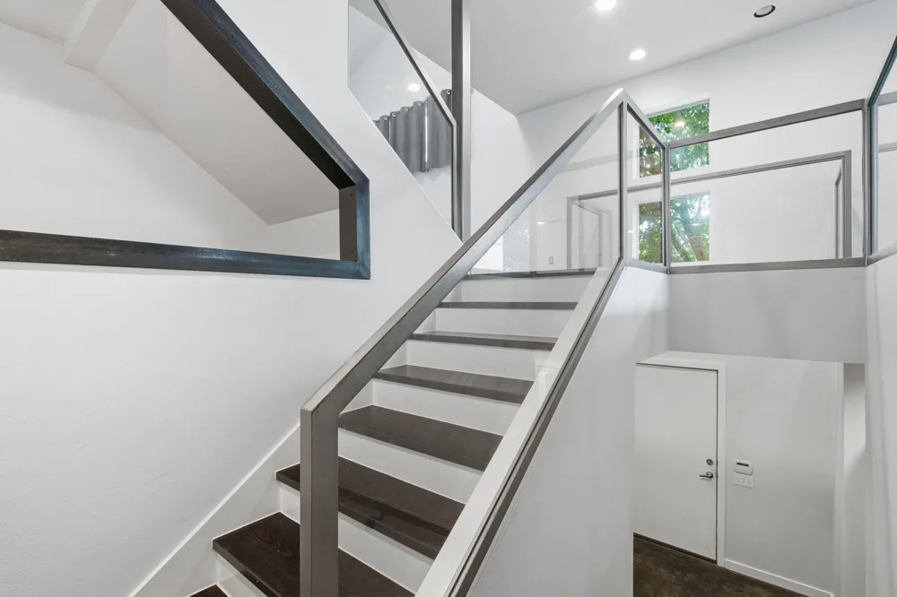 2934 Commerce Street Houston, TX 77003