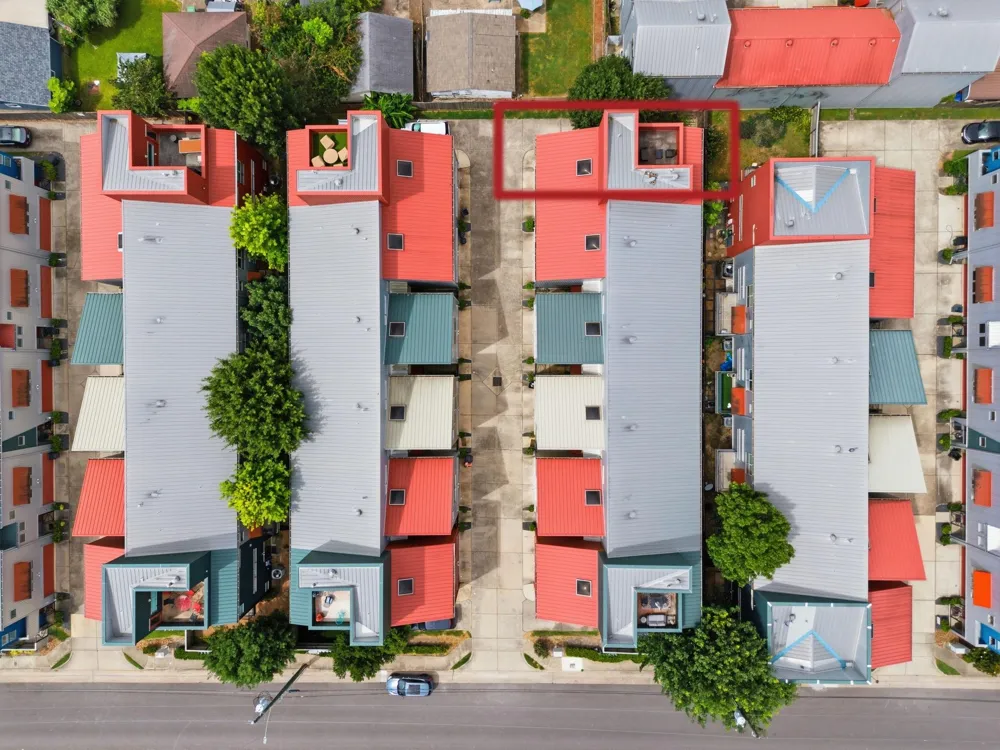 2934 Commerce Street Houston, TX 77003