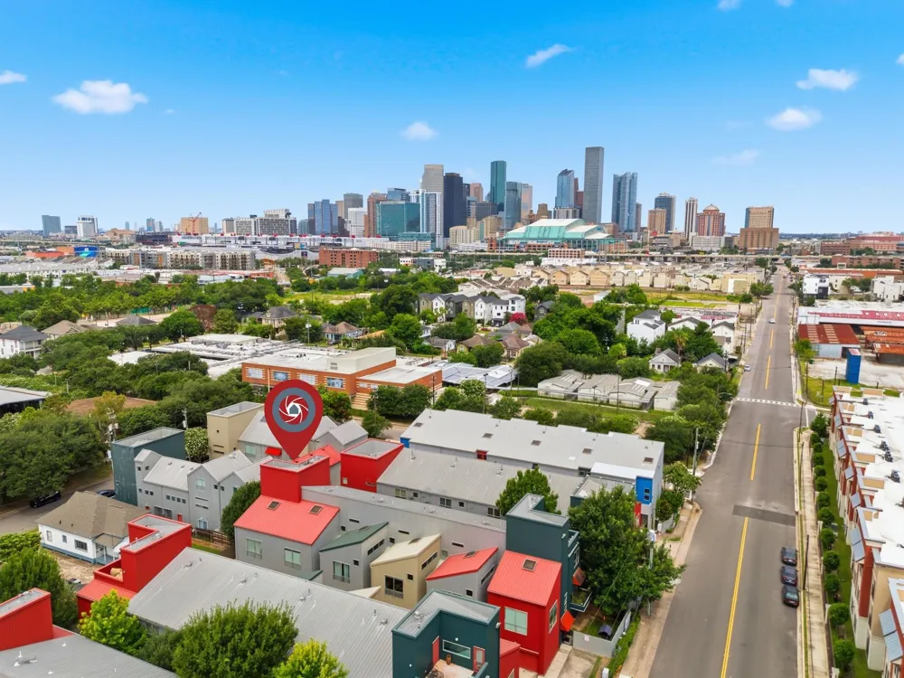 2934 Commerce Street Houston, TX 77003