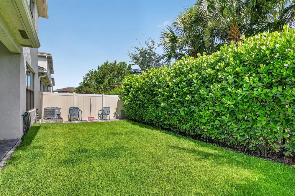 8789 Antarus Drive Lake Worth, FL 33467