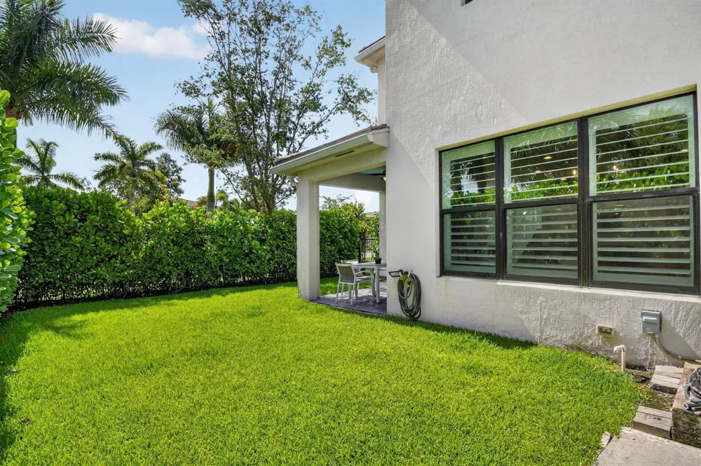 8789 Antarus Drive Lake Worth, FL 33467
