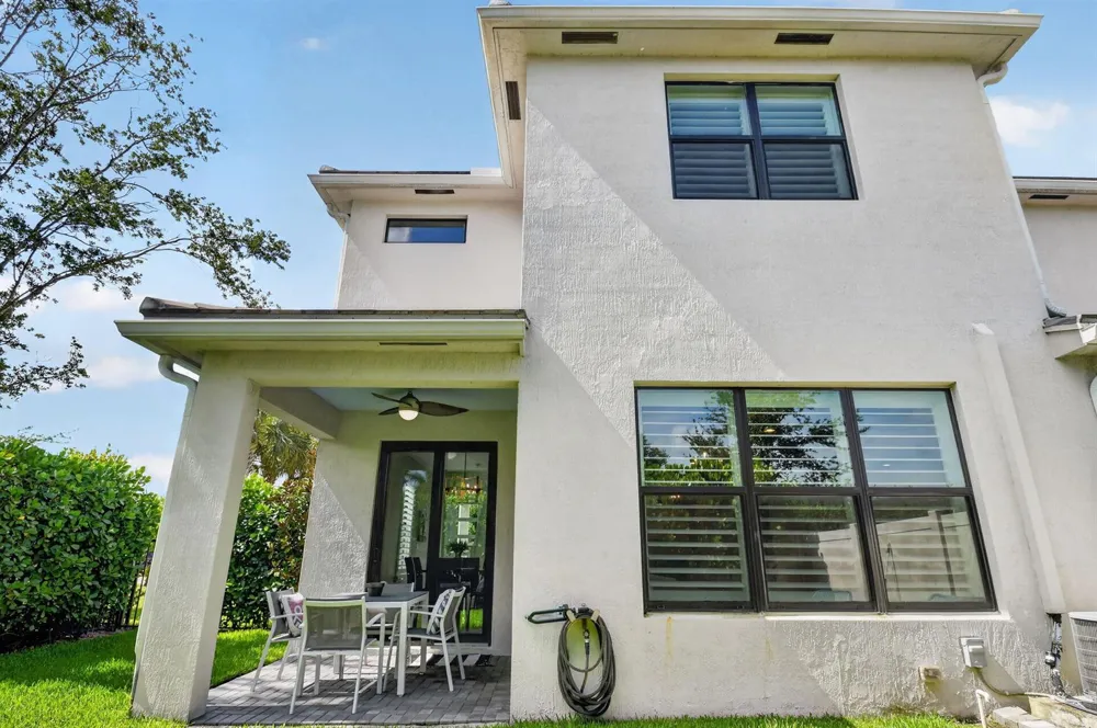 8789 Antarus Drive Lake Worth, FL 33467