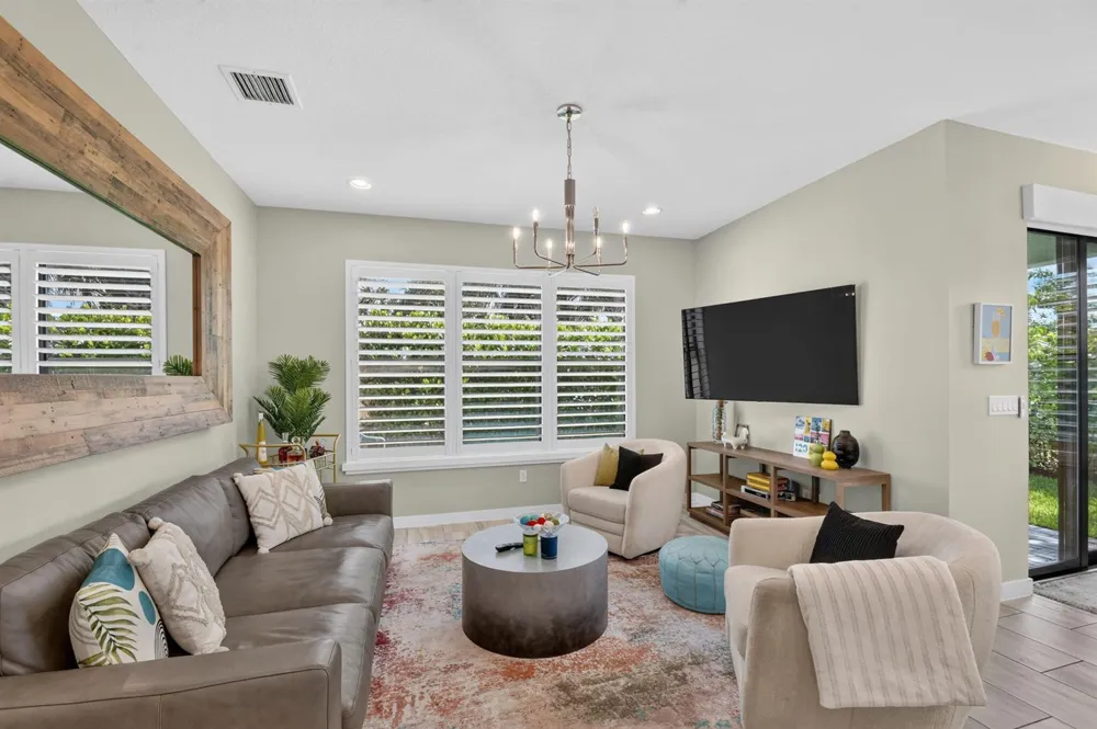 8789 Antarus Drive Lake Worth, FL 33467