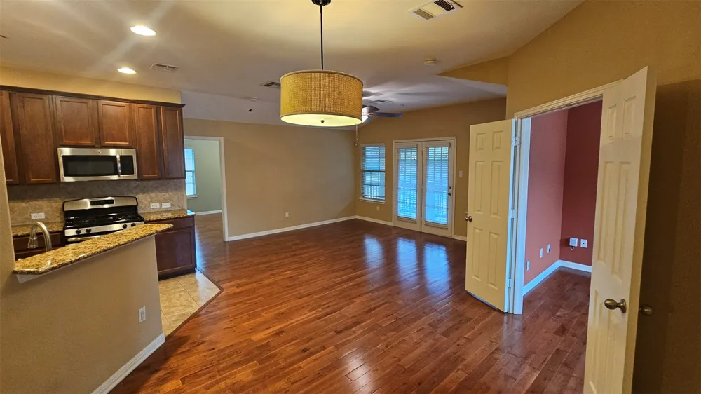 1310 W Parmer Lane #1701 Austin, TX 78727