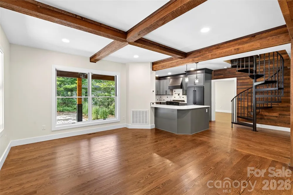 78 Tupper Road Black Mountain, NC 28711