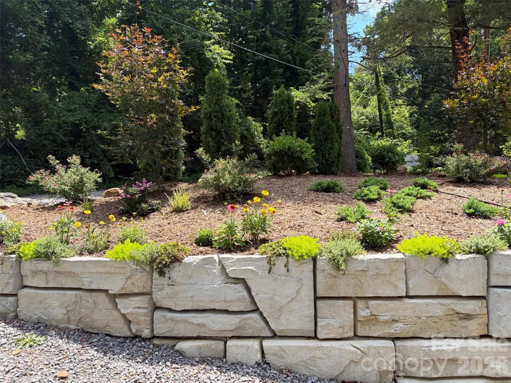 78 Tupper Road Black Mountain, NC 28711