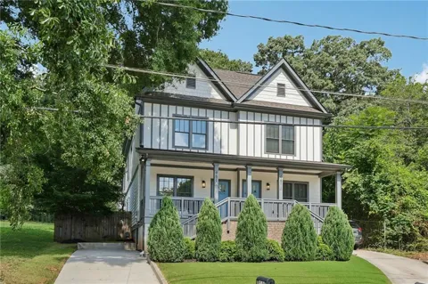 951-A Fern Avenue SE