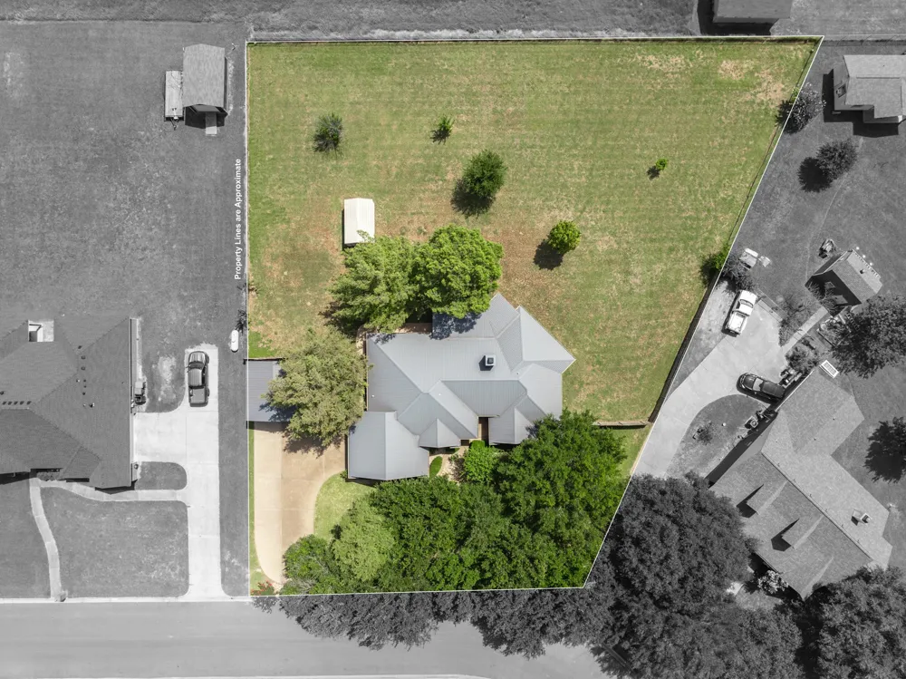 716 Retoma Park Drive Robinson, TX 76706