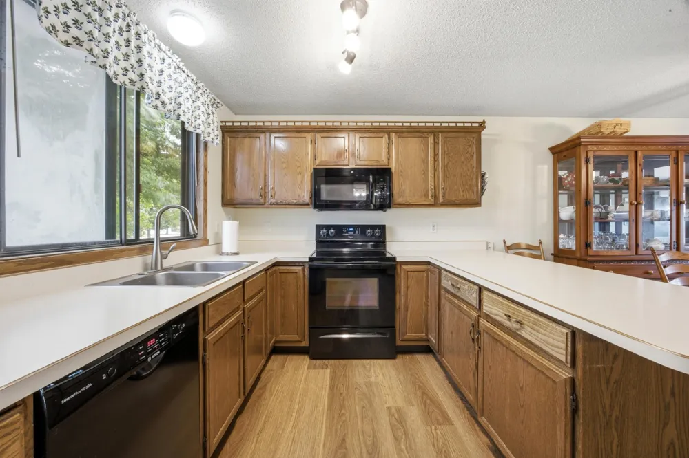 2830 32nd Street S Moorhead, MN 56560