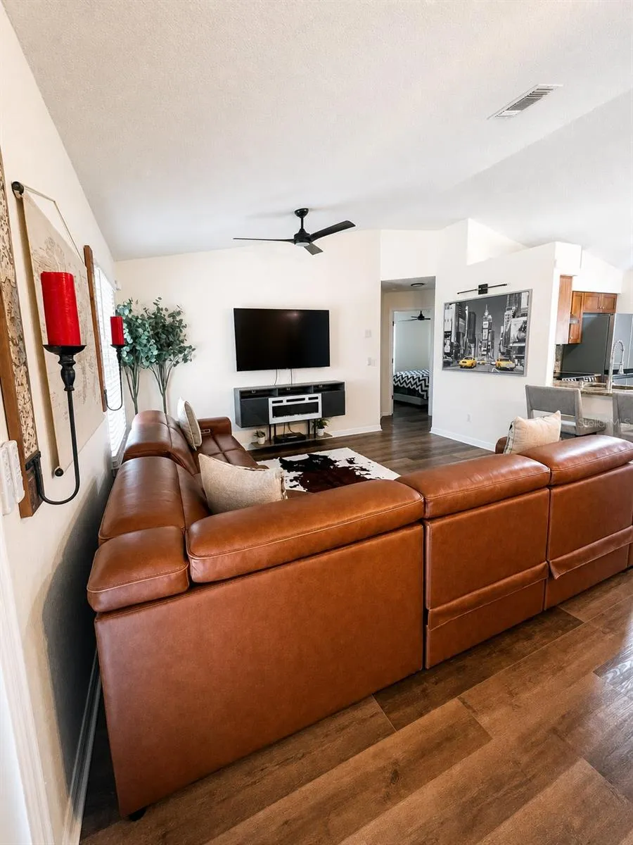 3055 KIRKLAND STREET Deltona, FL 32738