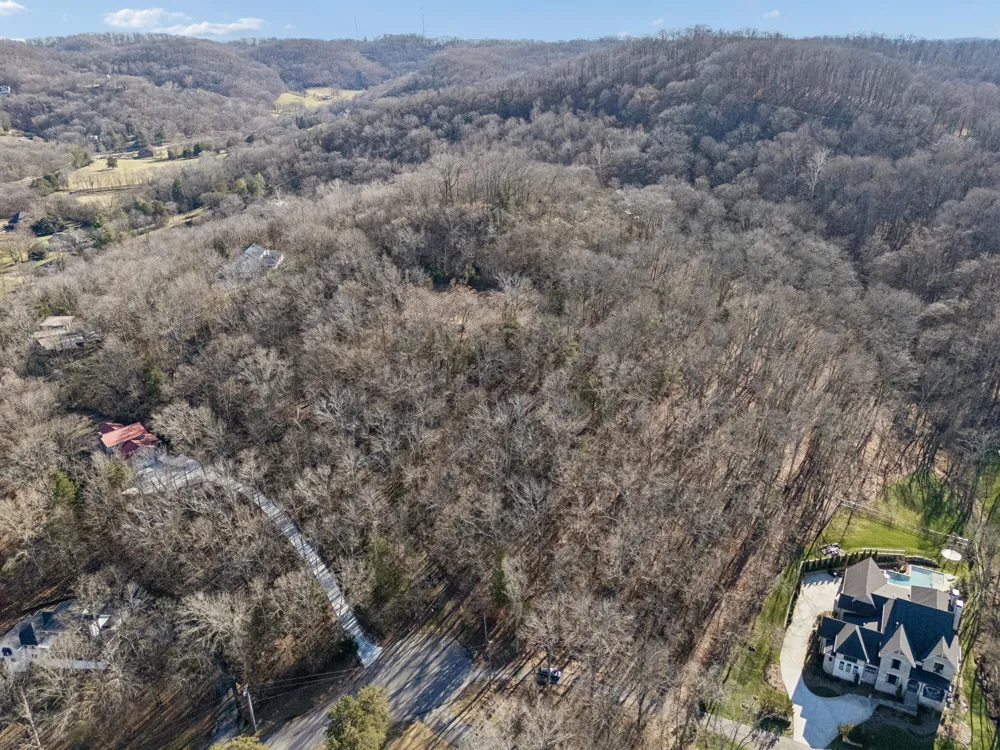 6450 Log Cabin Trail Brentwood, TN 37027