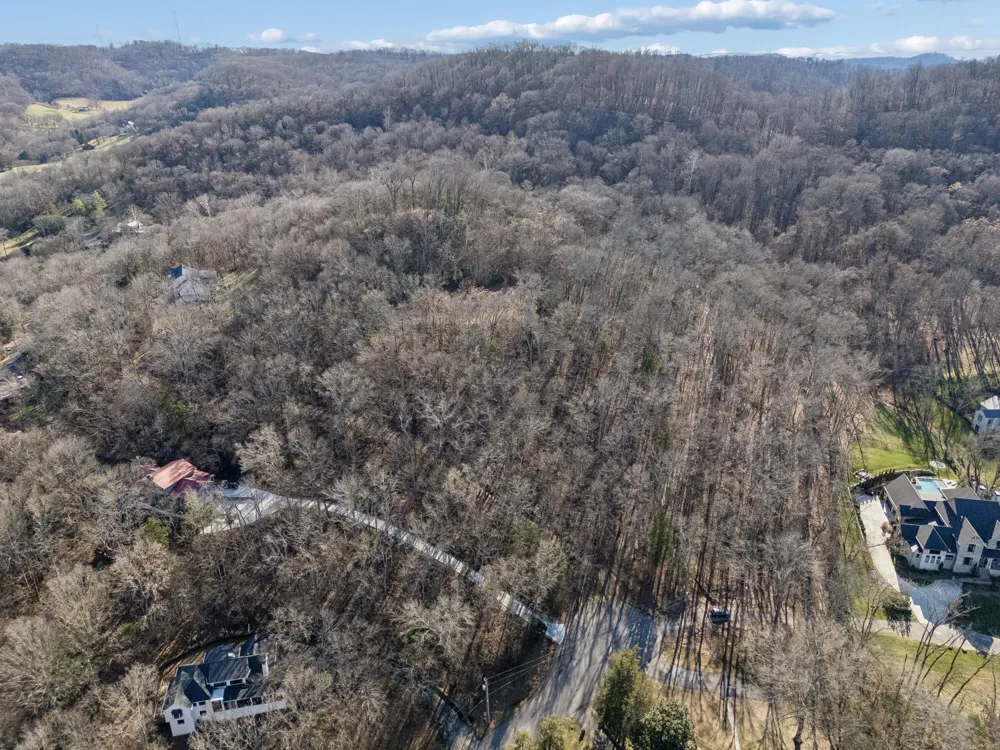 6450 Log Cabin Trail Brentwood, TN 37027