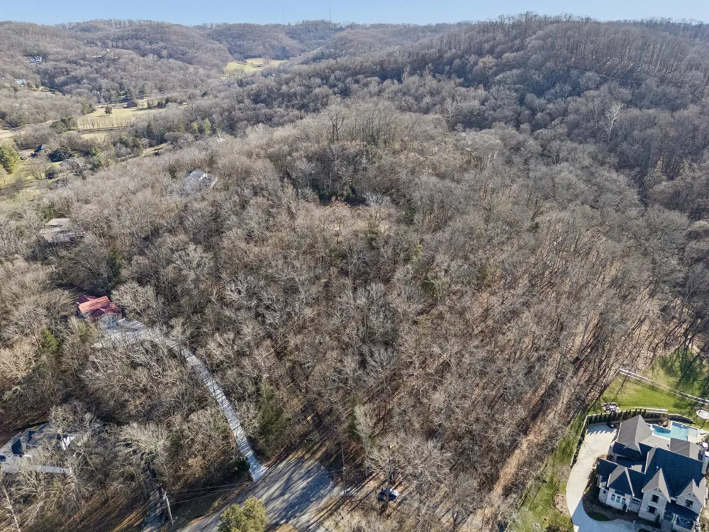 6450 Log Cabin Trail Brentwood, TN 37027