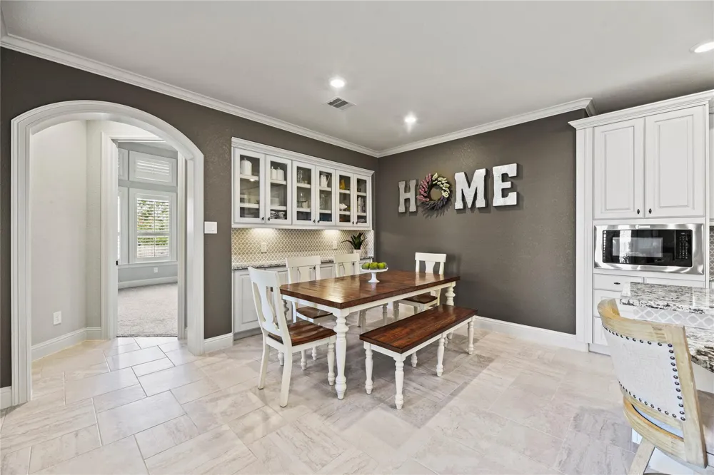 1002 Pleasant Pines Lane Pinehurst, TX 77362