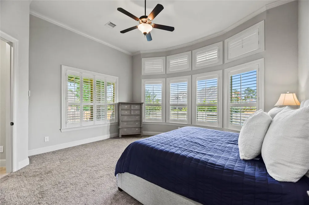1002 Pleasant Pines Lane Pinehurst, TX 77362