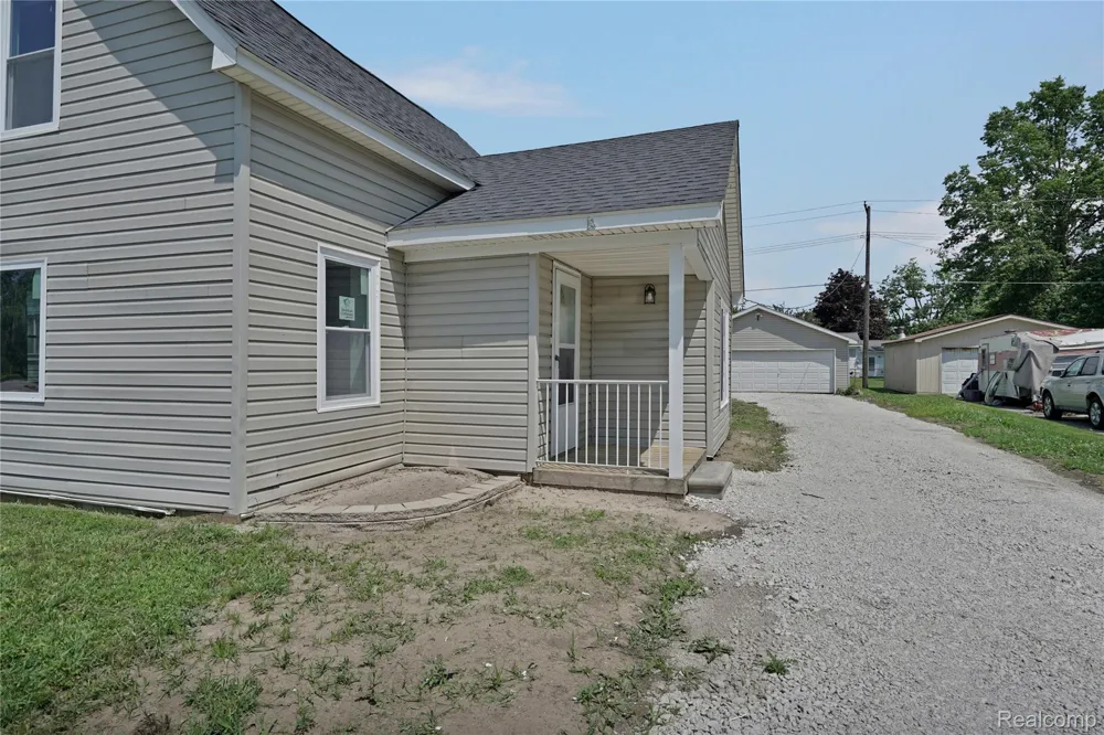 914 Chartier Street Marine City City, MI 48039