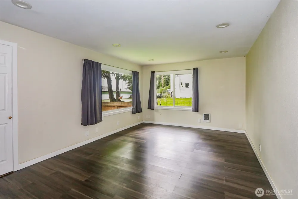 1312 E Summit Street Aberdeen, WA 98520