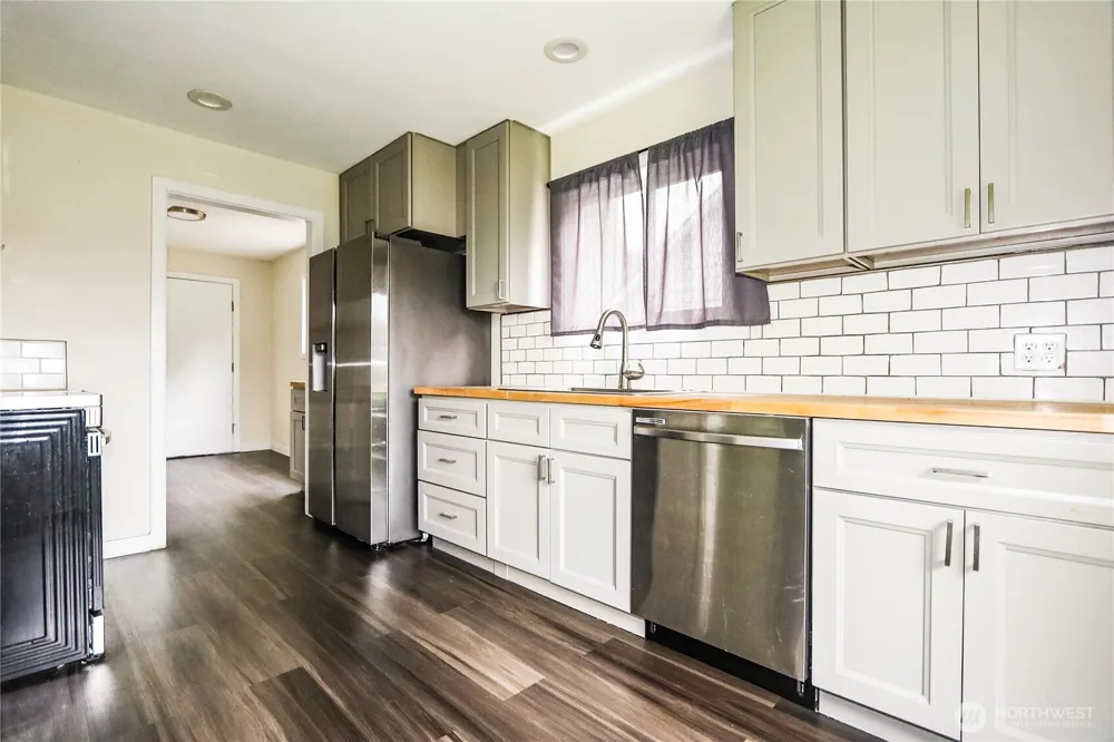 1312 E Summit Street Aberdeen, WA 98520