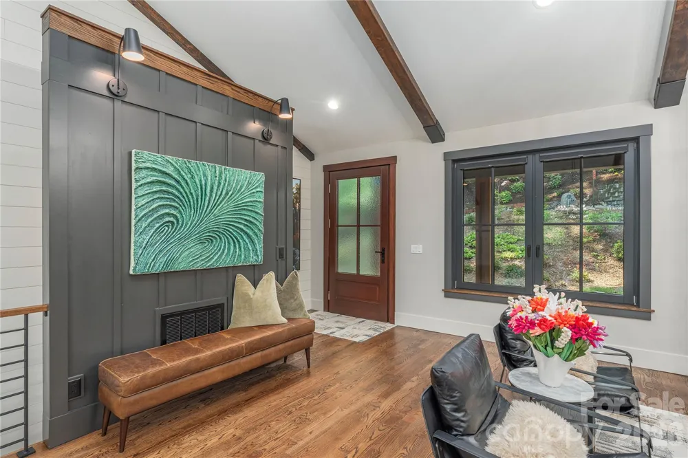 28 Garren View Drive Fairview, NC 28730