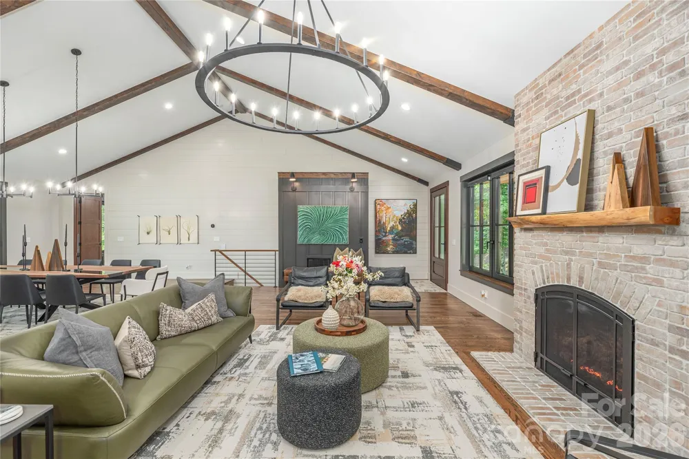 28 Garren View Drive Fairview, NC 28730