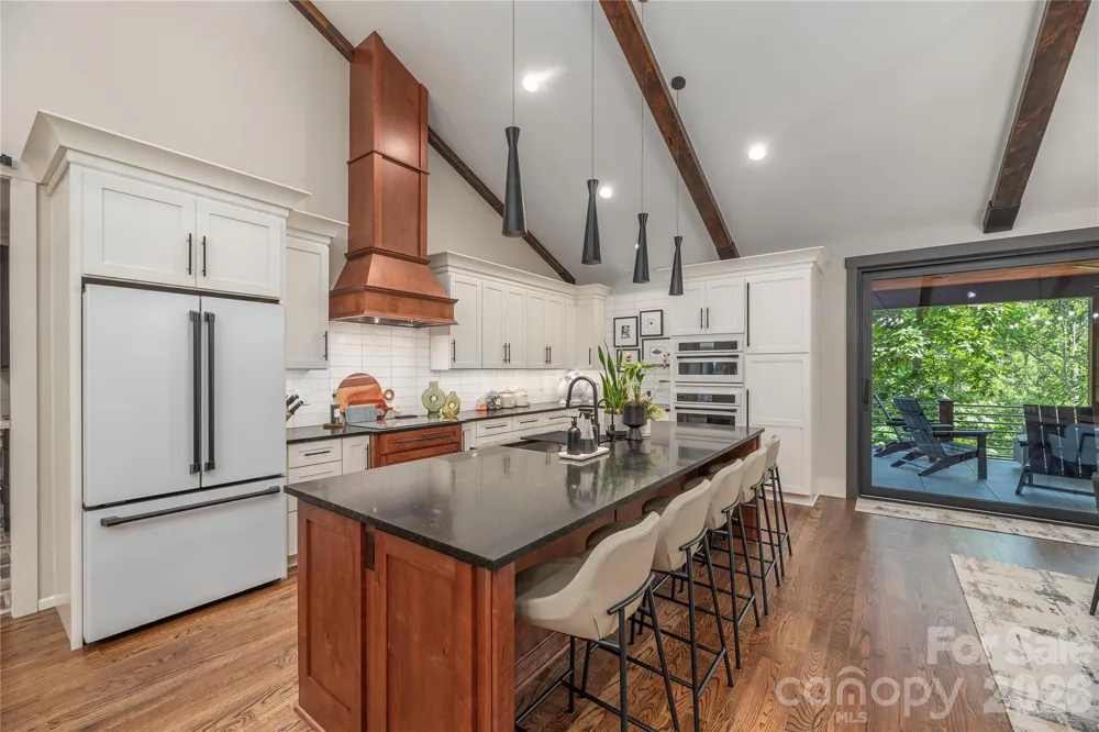 28 Garren View Drive Fairview, NC 28730