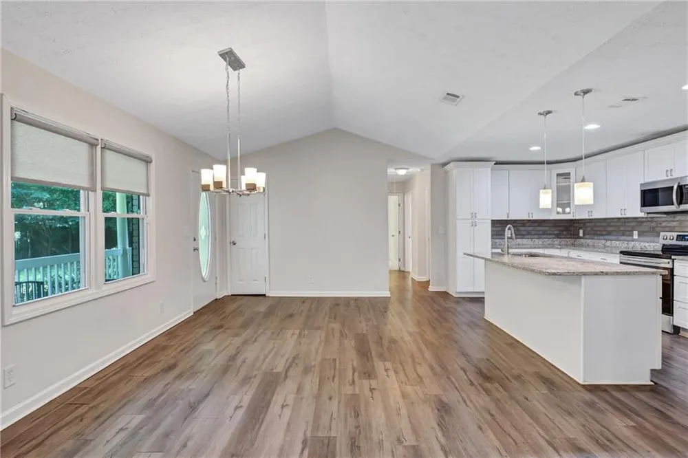5772 Lilburn Stone Mountain Road Stone Mountain, GA 30087