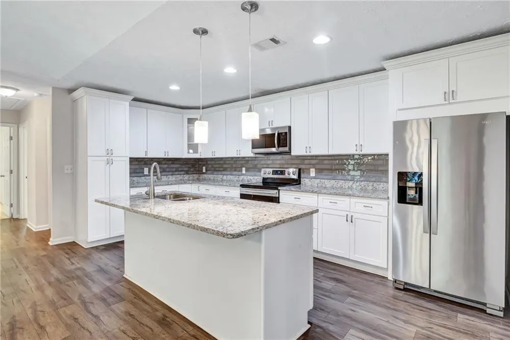 5772 Lilburn Stone Mountain Road Stone Mountain, GA 30087