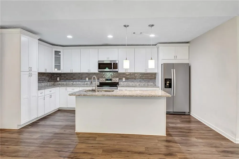 5772 Lilburn Stone Mountain Road Stone Mountain, GA 30087