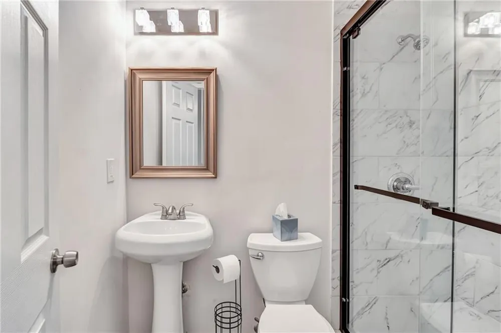 5772 Lilburn Stone Mountain Road Stone Mountain, GA 30087