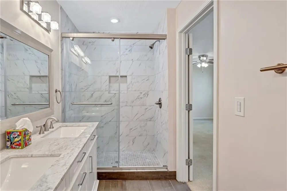 5772 Lilburn Stone Mountain Road Stone Mountain, GA 30087