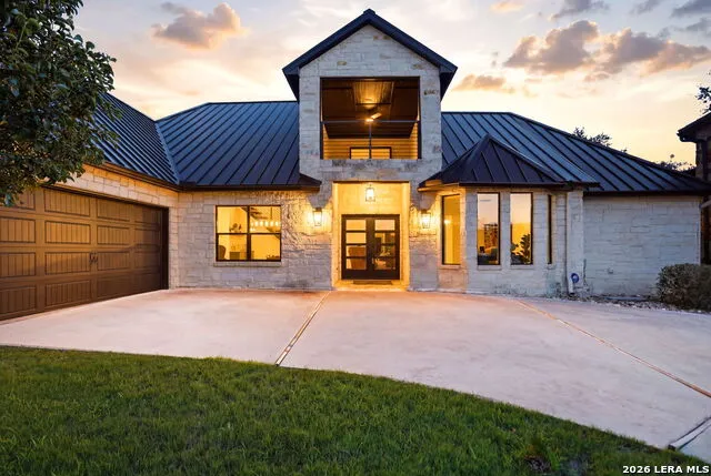 302 Left Ln Horseshoe Bay, TX 78657