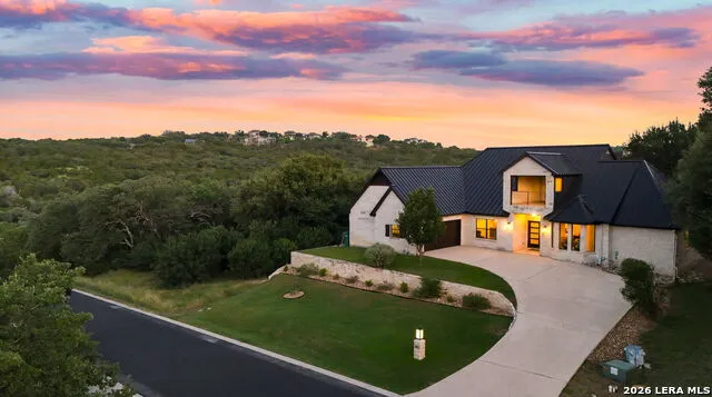302 Left Ln Horseshoe Bay, TX 78657