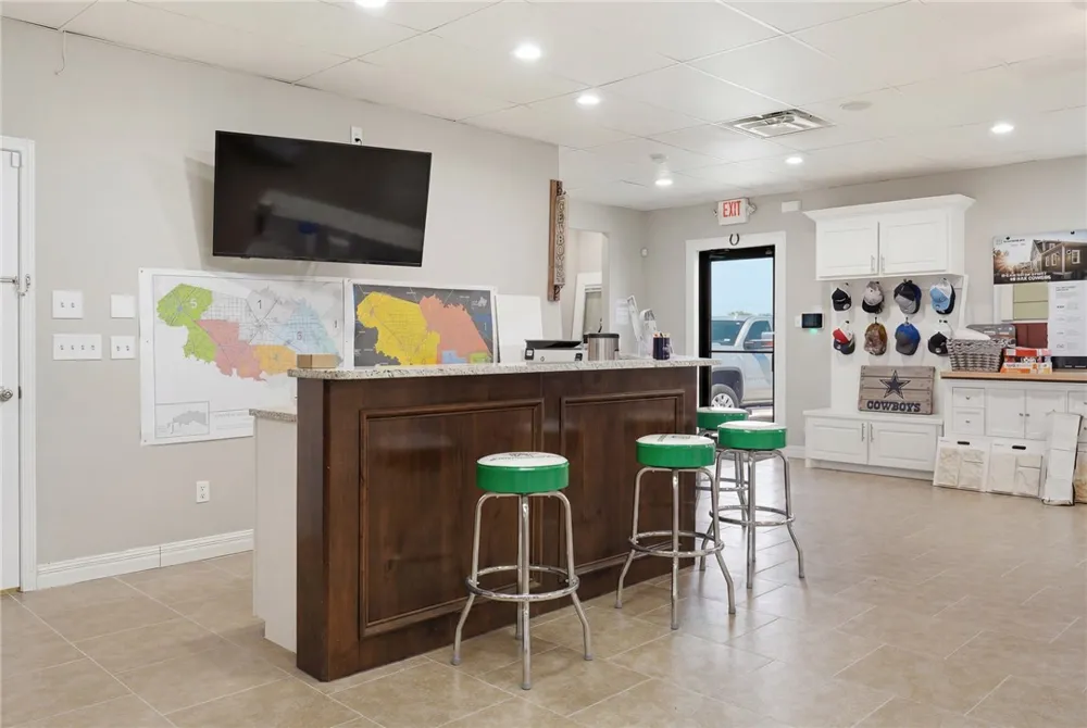 1615 Voss Avenue Odem, TX 78370