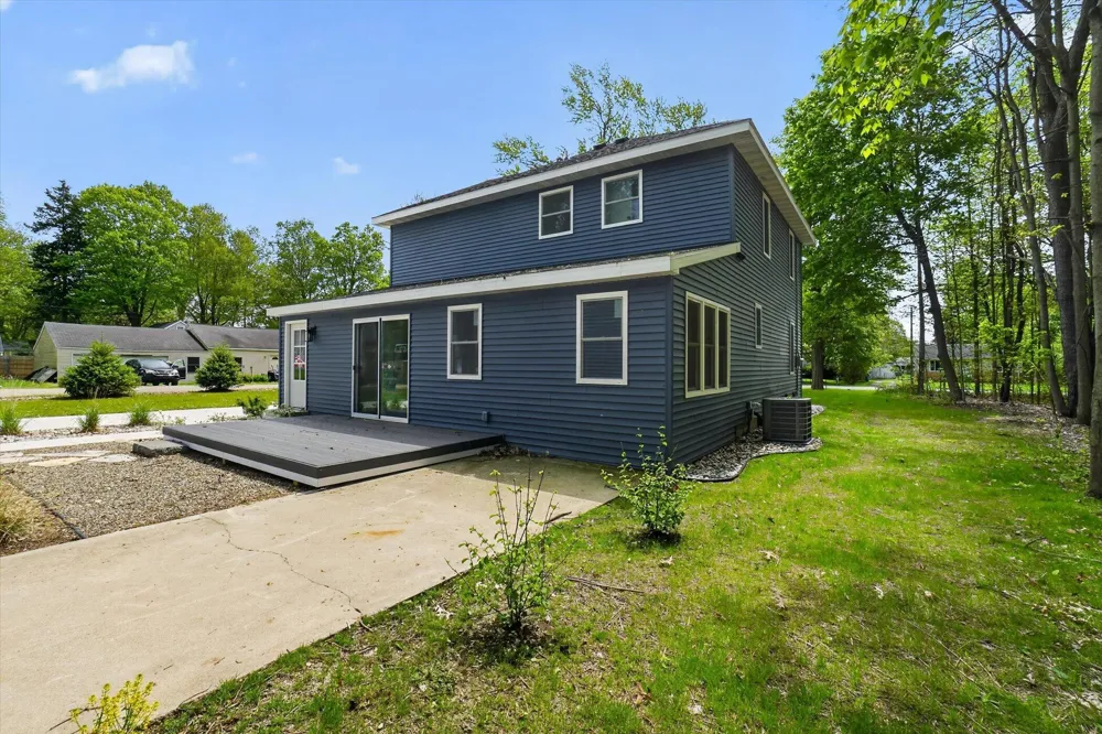 5581 E Main Street Kalamazoo, MI 49048