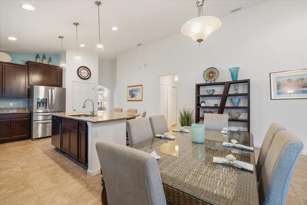 2024 Albany Terrace SW Vero Beach, FL 32968