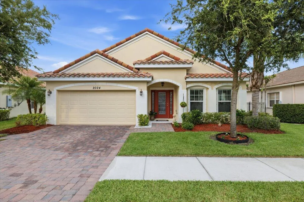 2024 Albany Terrace SW Vero Beach, FL 32968