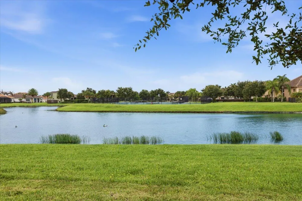 2024 Albany Terrace SW Vero Beach, FL 32968
