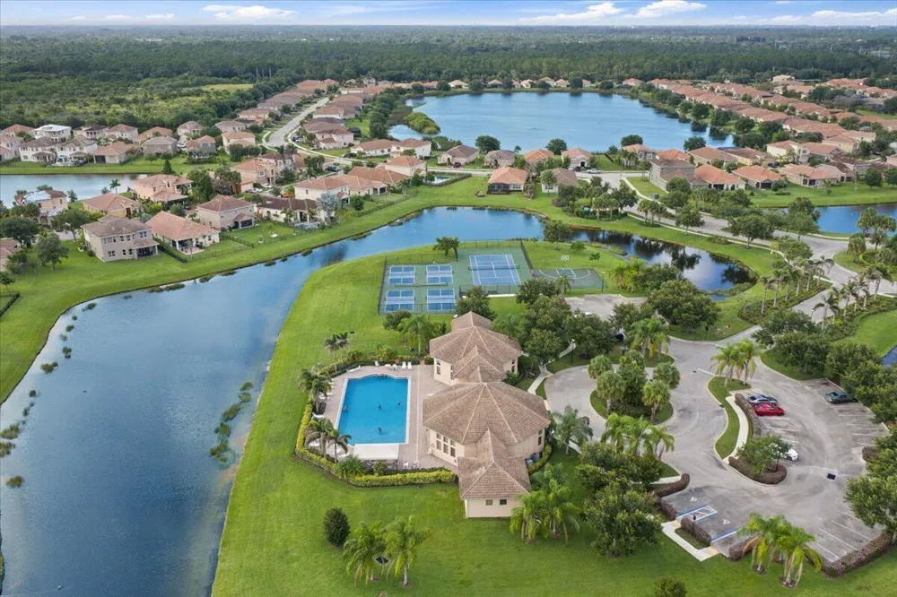 2024 Albany Terrace SW Vero Beach, FL 32968