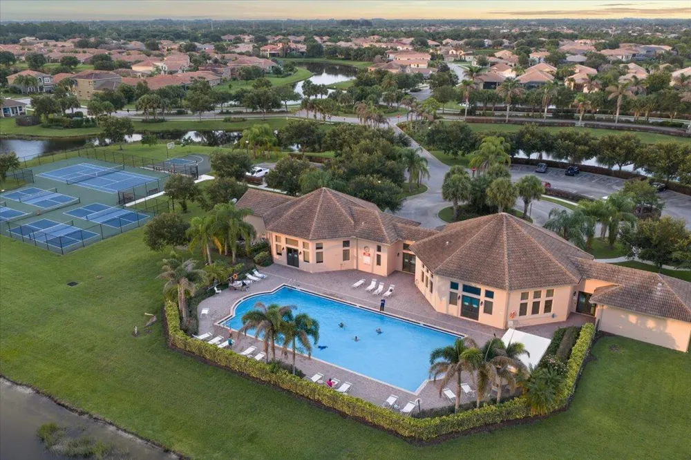 2024 Albany Terrace SW Vero Beach, FL 32968