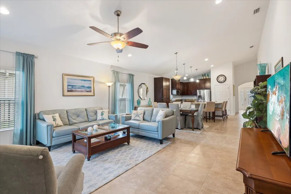 2024 Albany Terrace SW Vero Beach, FL 32968